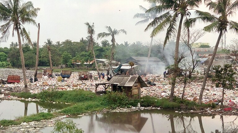 Miris gan,. Empang dijakarta Nasibmu Kini...
Peduli Lingkungan Masuk gan