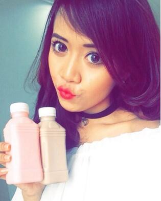 Wow, Inilah 1001 Pose Selfie Para Cewek yang Nge-Gemesin (++FOTO)