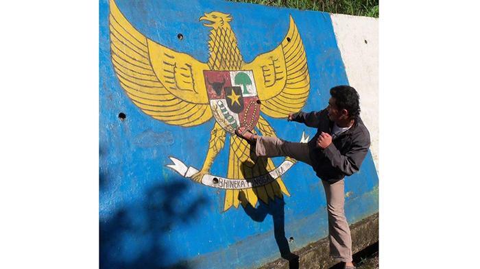 Bertingkah Lebih Konyol Dari Zaskia Gotik, Sahat Diringkus Polisi 