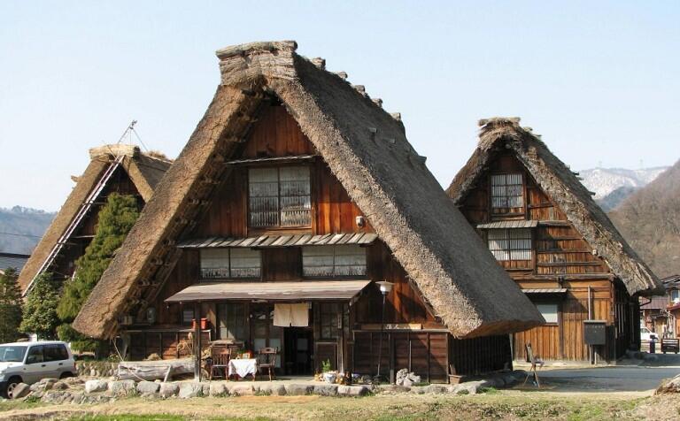 Ini Loh Desa Cantik Shirakawago yang terkenal dari Jepang