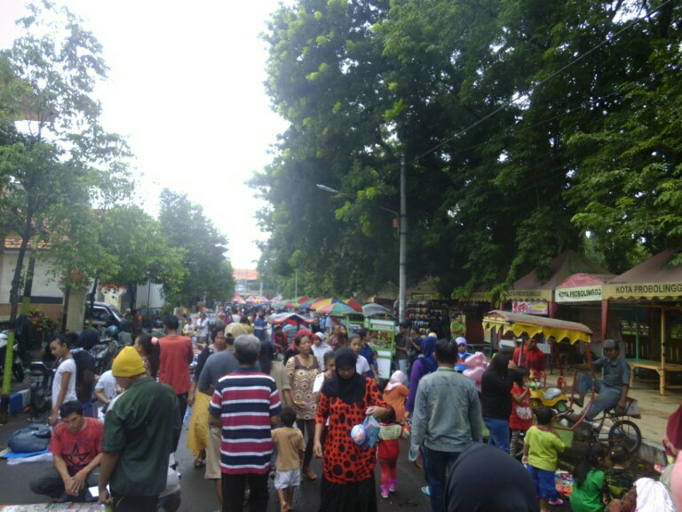 Pentingkah CFD ( car free day ) bagi kalian ???