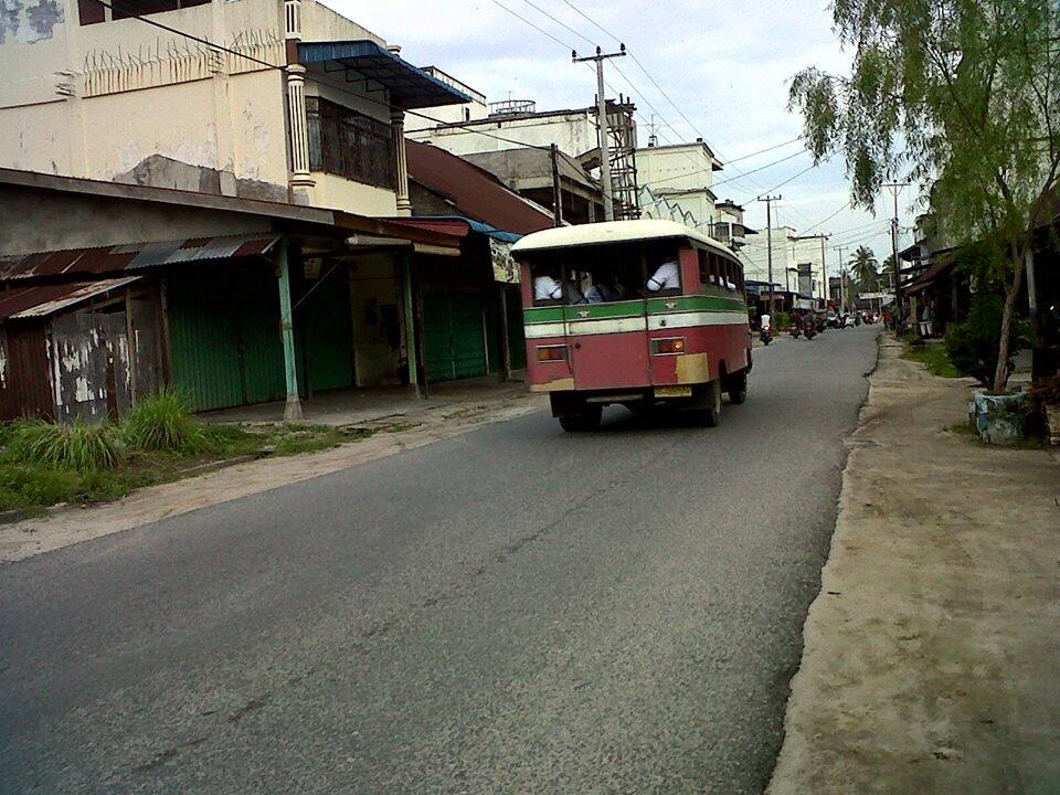 Bas Kundo, Angkutan Jadul di Pulau Kundur Kepri
