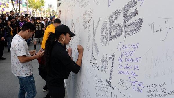 Kobe Bryant, Sang Legenda Menutup Pintu Karirnya. #ThankYouKobe