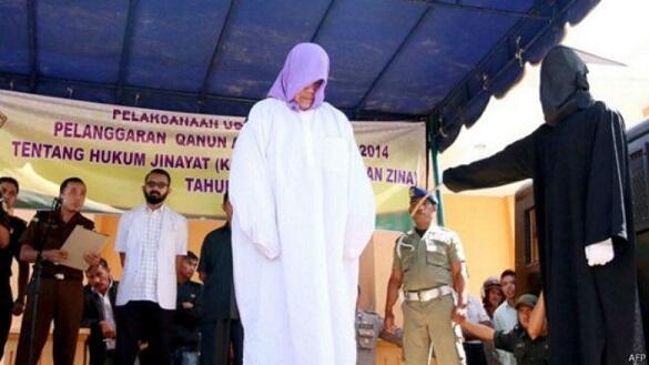 Hukuman Cambuk Pertama Terhadap Non Muslim di Aceh Jadi Sorotan