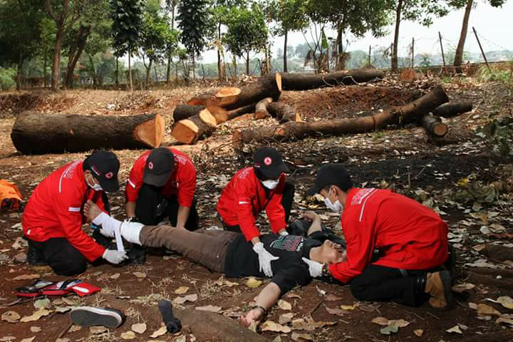 Pelatihan dan Pendidikan Dasar Indonesian Disaster Emergency Response Unit Angkatan 2