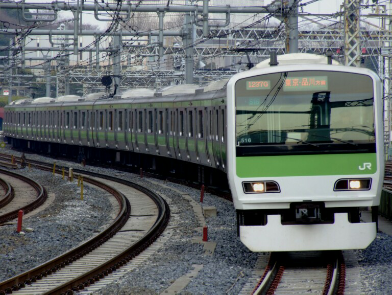 Lihat gan Perbandingan Jakarta dan Tokyo mana yang lebih baik