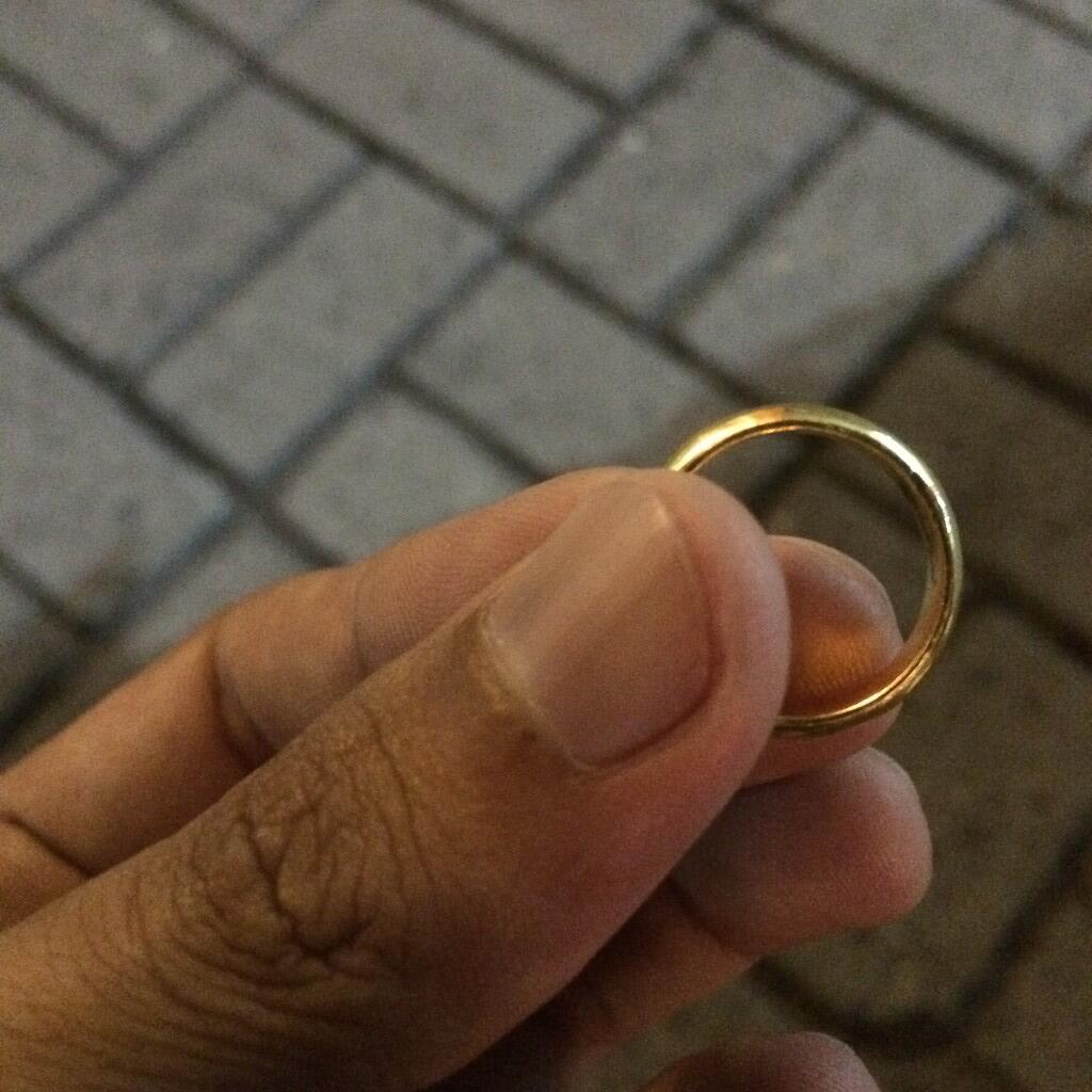 Gan/sista, ane lagi bahaga, ane akhirnya mampu beli cincin tuk ngelamar ce ane