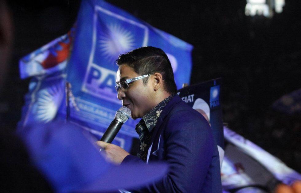 Gaya Pasha sebagai pejabat, dari penampilan hingga marah-marah