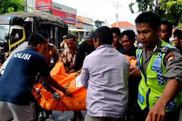 &#91;INDONESIA BERDUKA&#93; &#93; Innalillahi.. Bambang Pamungkas Tewas Terlindas Truk