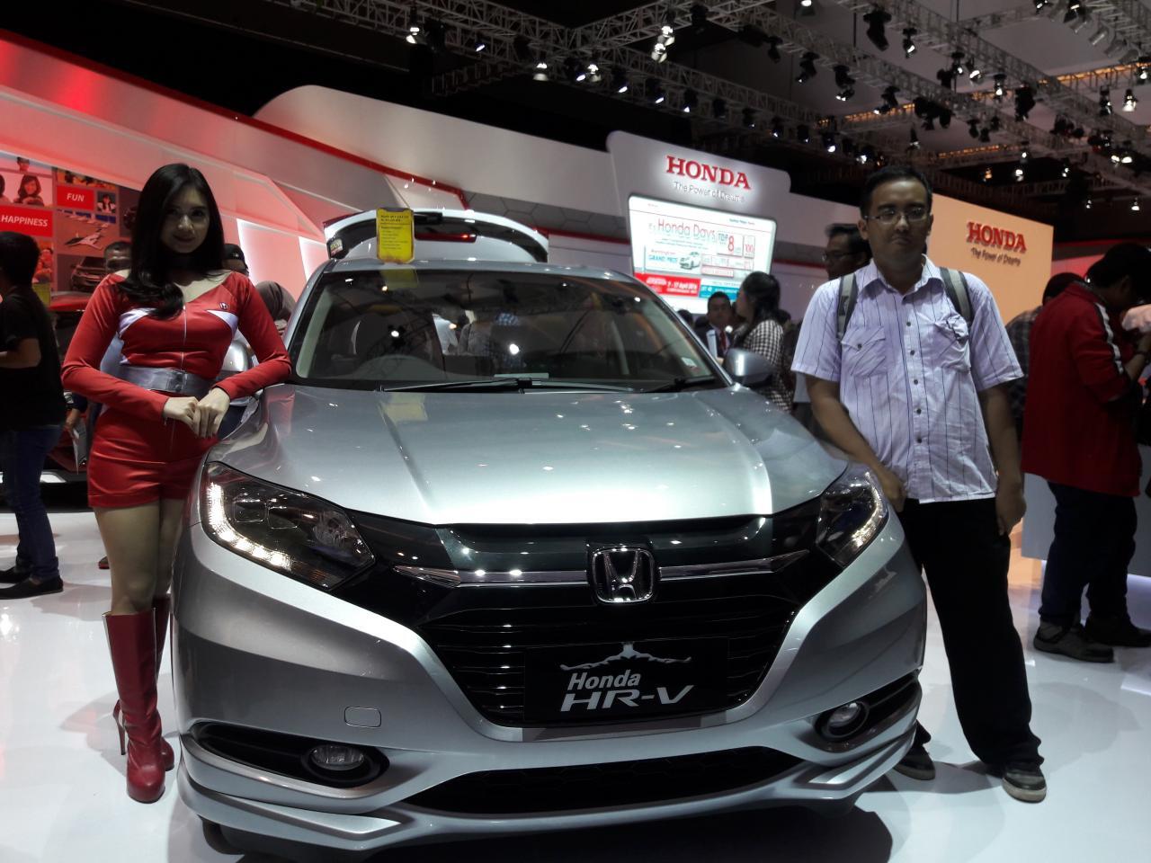 Yang Bening-Bening di IIMS 2016 (16 APRIL 2016)