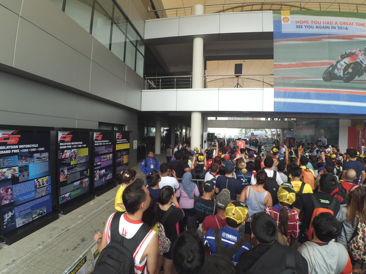 (Backpacer)KRSC &amp;Nobarmotogp.com Goes To Sepang 2016