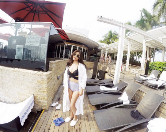 Rica Andriani teman Aurel yang Sexy &amp; Party Lover !