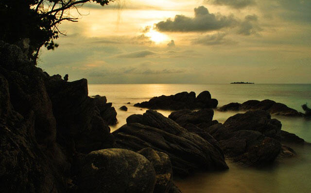 Pesona Wisata Pulau Karimun jawa