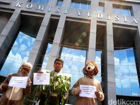 Rotasi di MA, Dari Albertina Ho, Parlas Nababan hingga Pengadil Angie