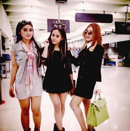 Tipe Foto Cewek yang Banyak Dapet “LIKE” di Media Sosial (++FOTO)