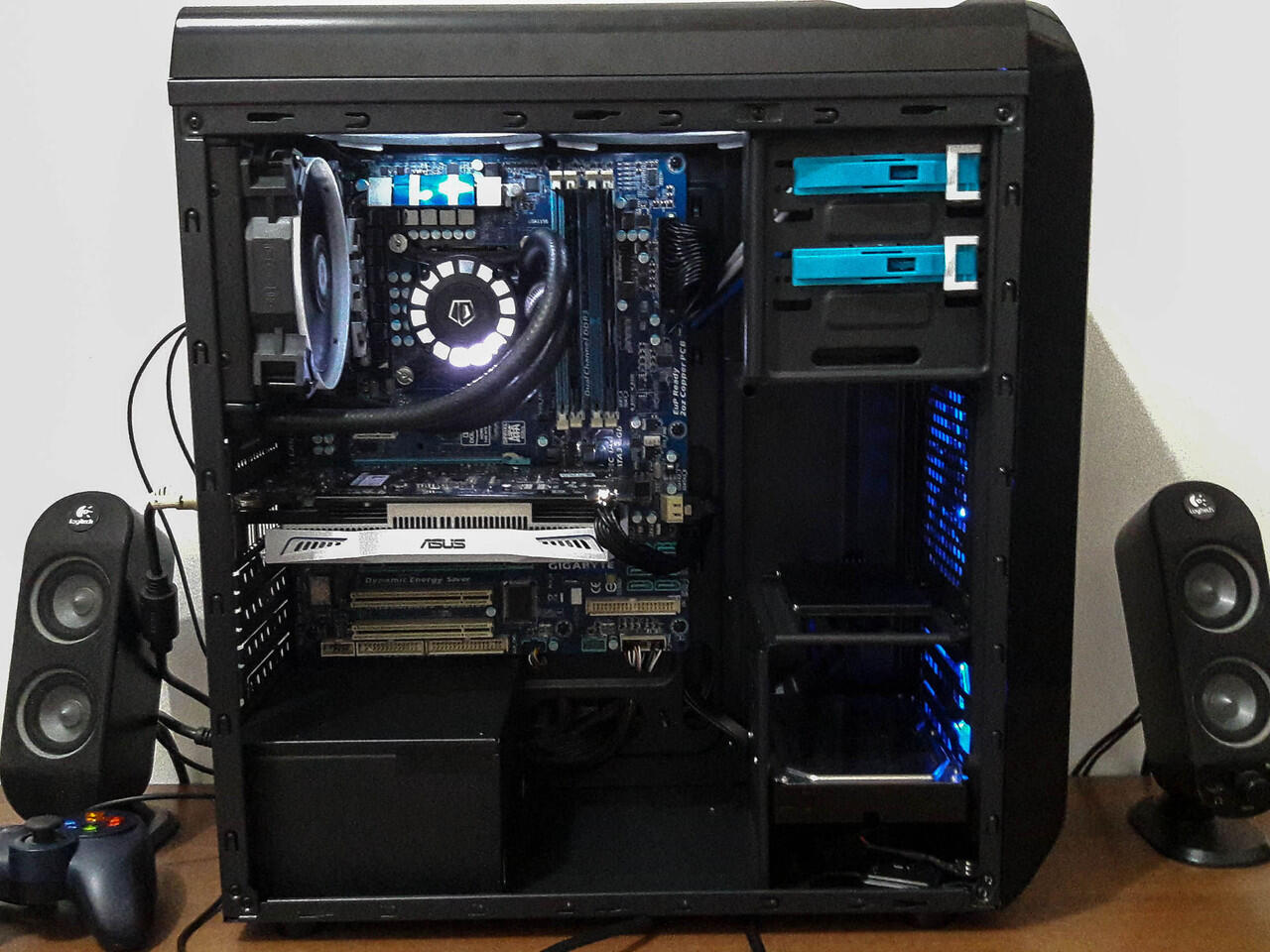 Mid tower case