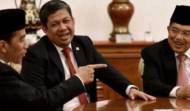  Fahri Hamzah Bersedia Puji Jokowi 