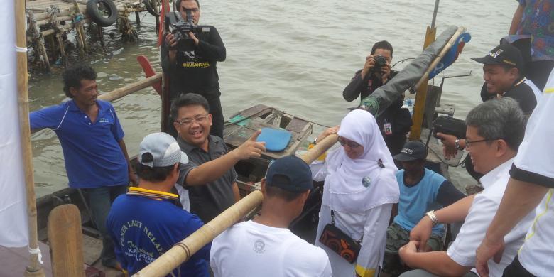 Ingin Tepis Ucapan Ahok, Petinggi PKS Beli Ikan di Muara Angke