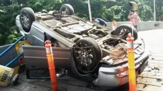 Mabok Berat, Purnama Baru Sadar Setelah Mobil Terjun Bebas dari Lantai 3 dan Ter