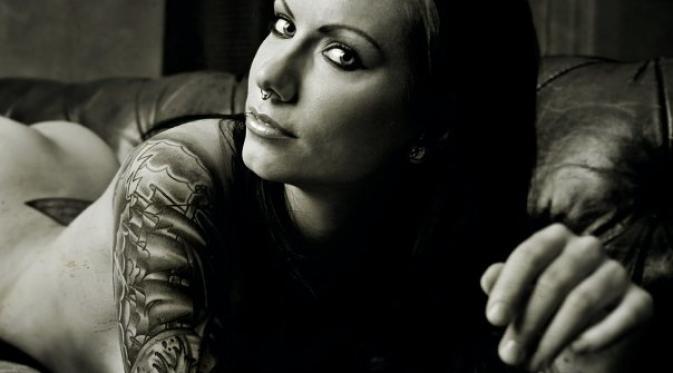 10 Cewek Metal Terseksi Sedunia