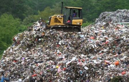 Cara mengatasi kantung plastik berbayar