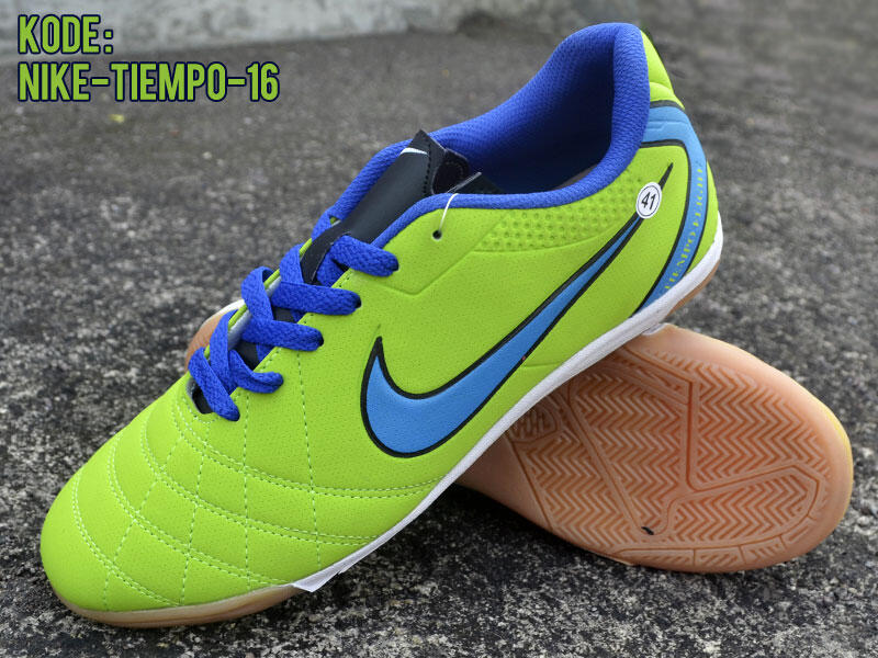 Sepatu Futsal KW 1 dan Super Bagus dan Berkualitas