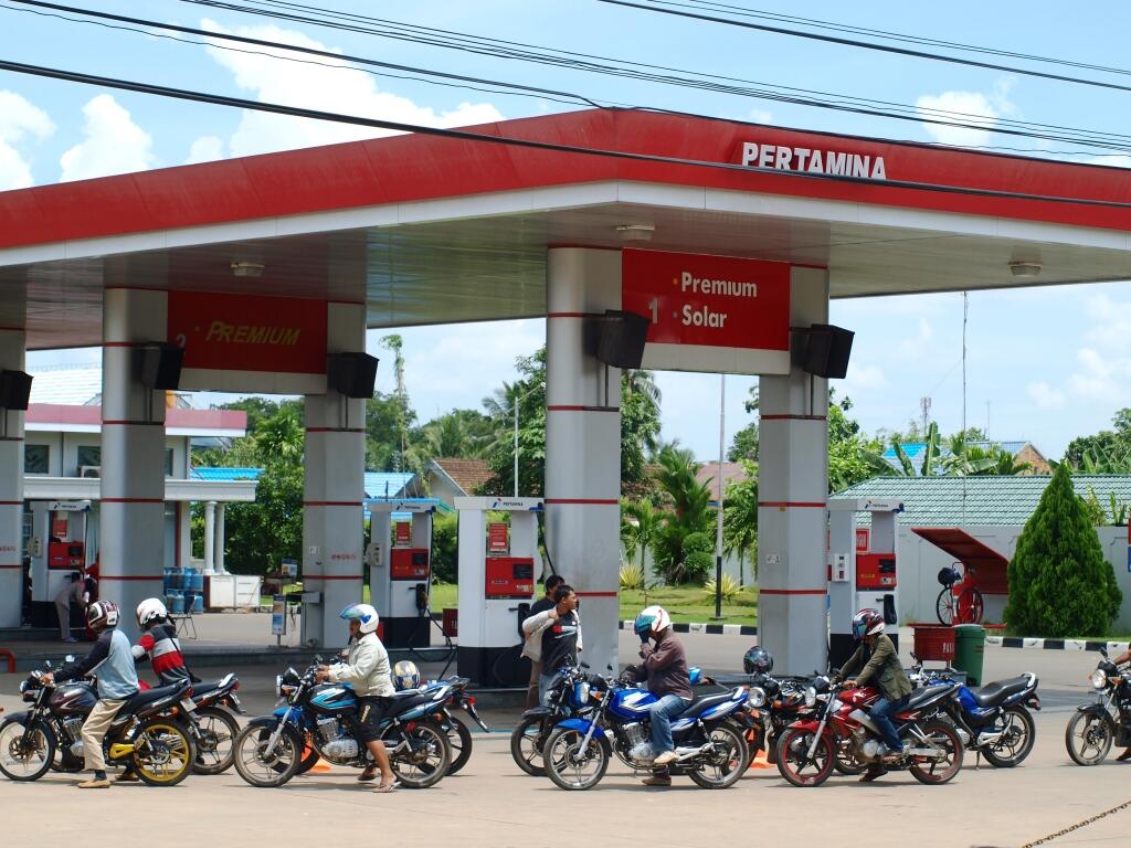 Pentingnya Mematikan Sepeda Motor Saat Mengantri di SPBU