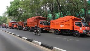 Kumpulan Foto &amp; Upah Petugas Kebersihan DKI Jakarta