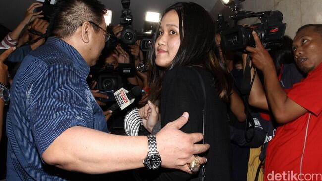 Polisi: Jessica Sakit di Bagian Dada karena Salah Minum Obat