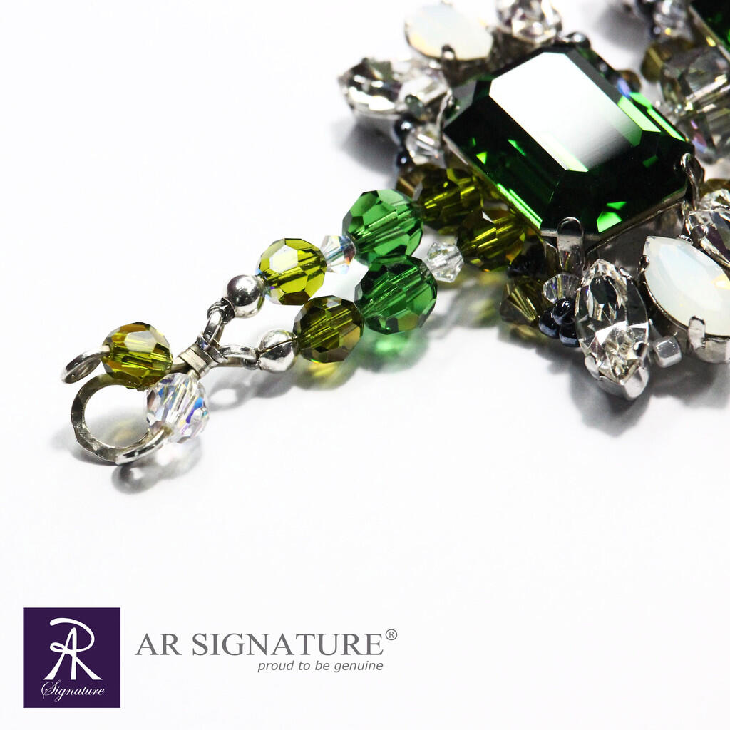 jual perhiasan kalung gelang anting dari swarovski jamin jual perhiasan kalung gelang anting dari swarovski jamin