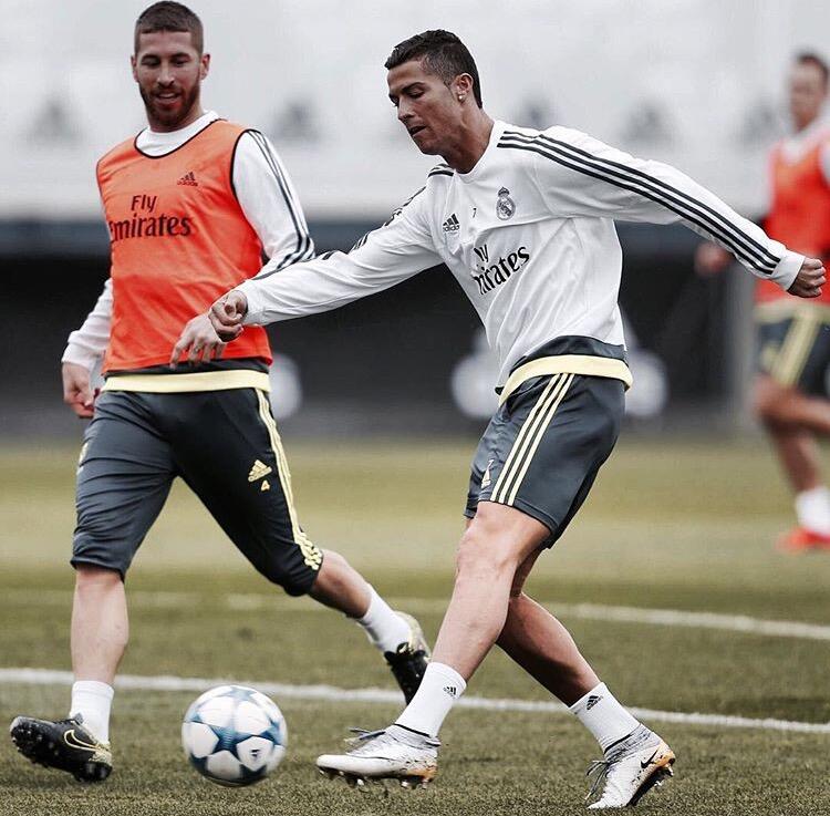 CR7 : ROAD TO CHAMPION