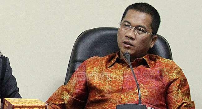 Sori Guys, PAN Lebih Suka Rustam ketimbang Ahok