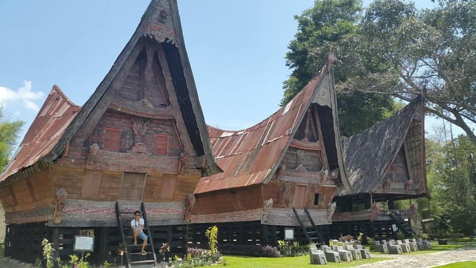 &#91;Wonderful Indonesia&#93; Ekspedisi Danau Toba Part 1: 4 Orang, 4 Negara, 1 Petualangan