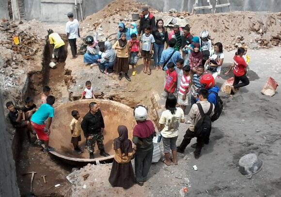 (Gempar) Wajan Raksasa Ditemukan di Jateng, Diduga Buatan Tuyul