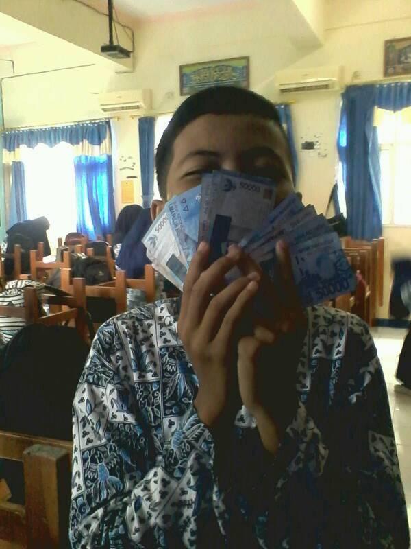 Mau sukses di usia muda ?
