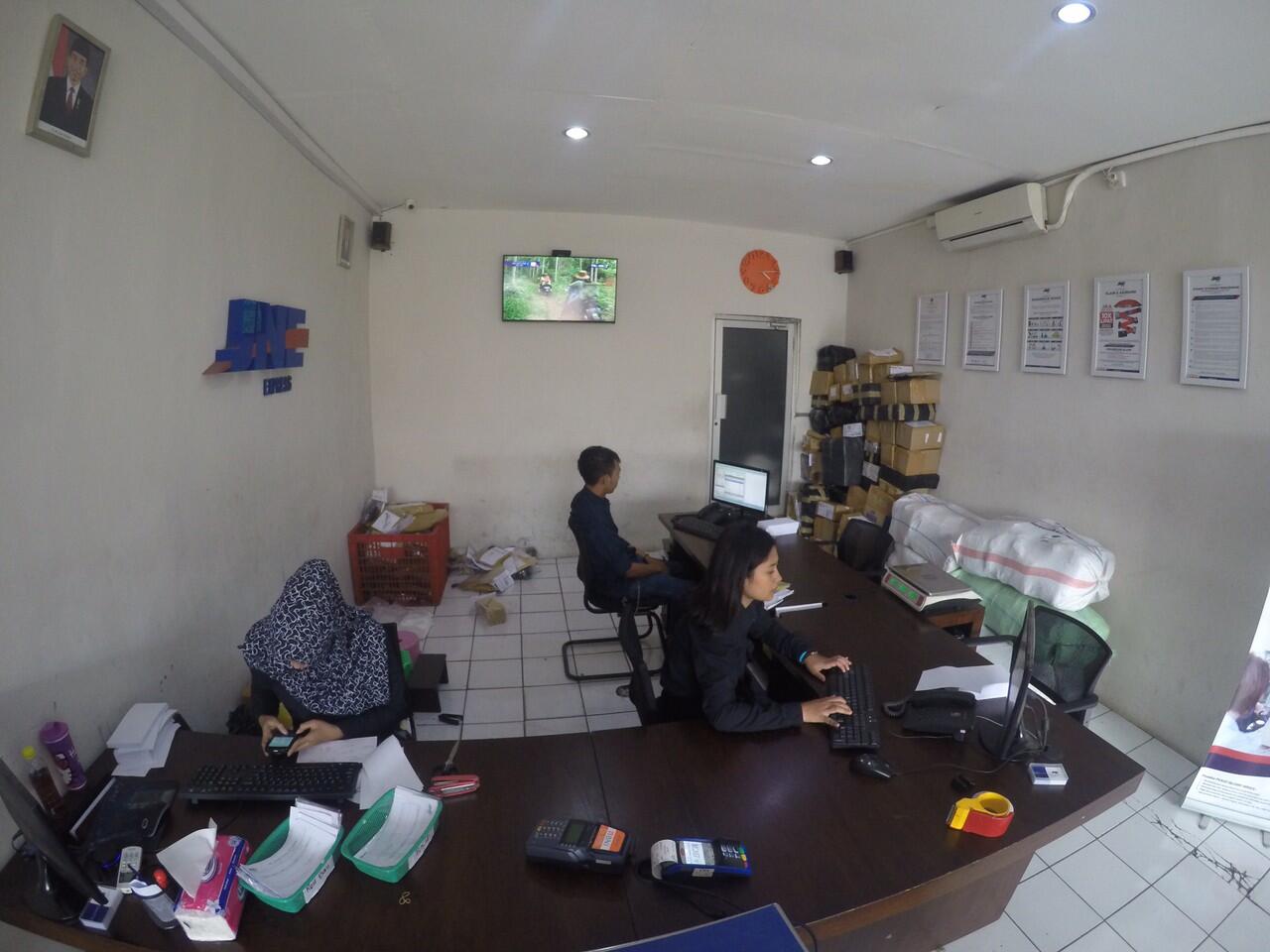 LOWONGAN KERJA CASH COUNTER JNE