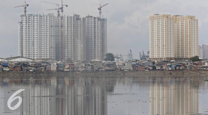 Masih Banyak Pemukiman Kumuh di Waduk Pluit