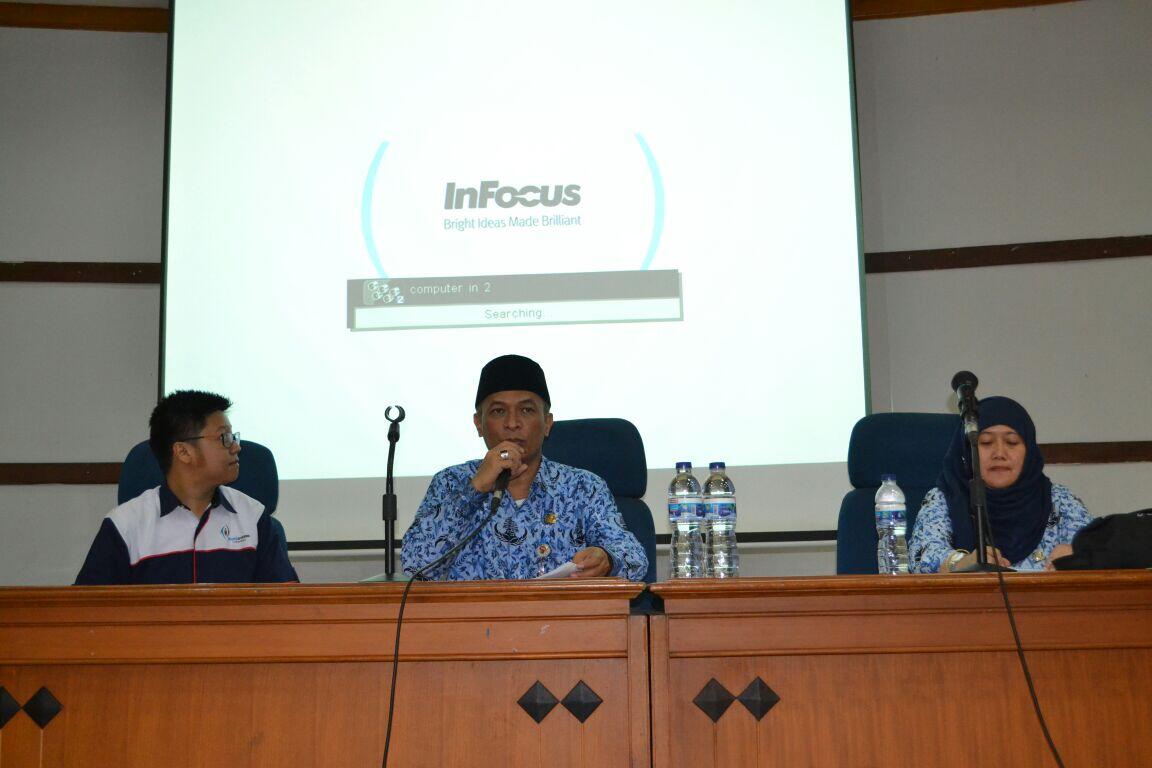 Dinsos dan CSR Maybank Latih Disabilitas Daksa Wirausaha