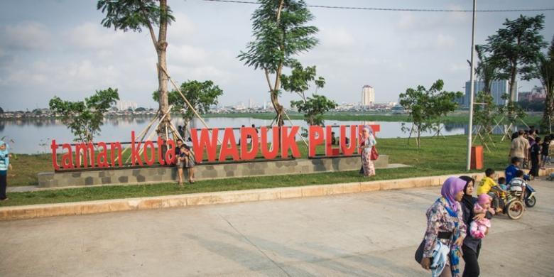 Masih Banyak Pemukiman Kumuh di Waduk Pluit