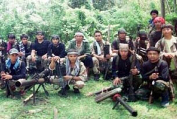 KRONOLOGI SEBENARNYA PEMBEBASAN SANDERA ABU SAYYAF....