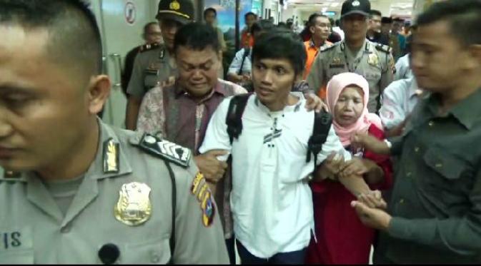 ABK Yang Disandera Abu Sayyaf, Tiba di Kampung Halamannya di Padang