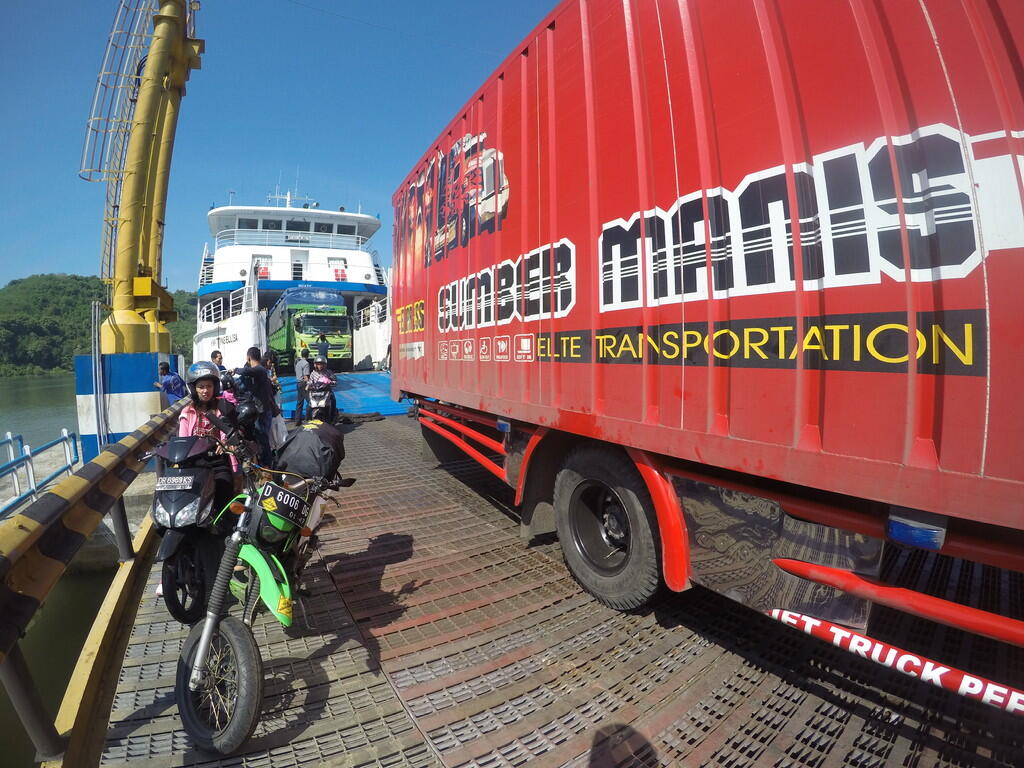 &#91;BIKEPACKERAN&#93; LIVE RIDE REPORT TOURING BANDUNG - FLORES (Mei 2016)