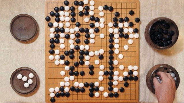 Mengenal Go atau Baduk, Permainan Strategi Paling Kompleks di Dunia.