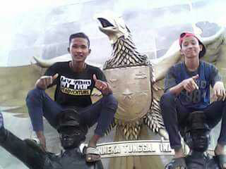 kelakuan alay
