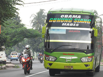 Yang Unik dari Bis Kuningan – Jakarta