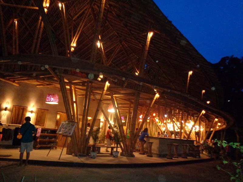 Bukit Lawang (sungai dan primata)