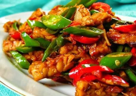 Makanan (lawuh) andalan yang selalu ada di warteg