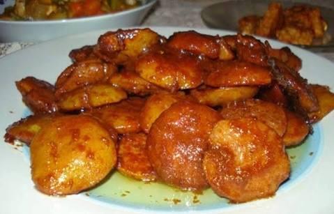 Makanan (lawuh) andalan yang selalu ada di warteg