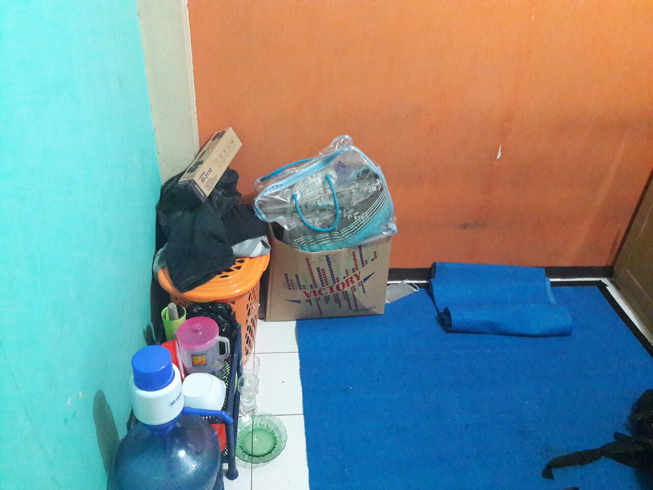 KAMAR ENTE BERANTAKAN?? MASUK SINI ,ANE KASIH PULSA 50RB (MARI ADU ACAK-ACAKAN)