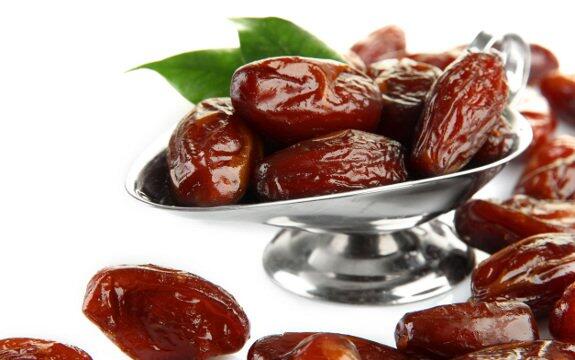 13 Manfaat Buah Kurma